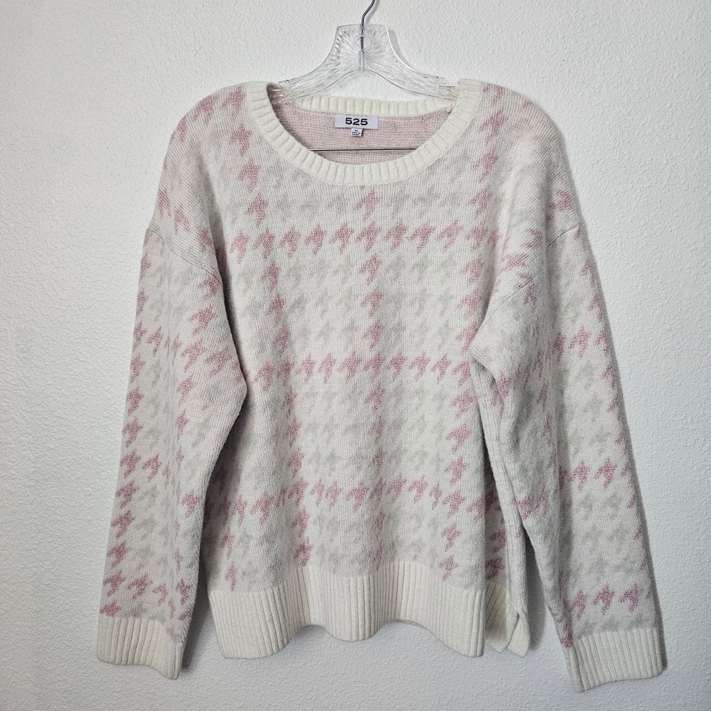 525 America White and Pink Sweater